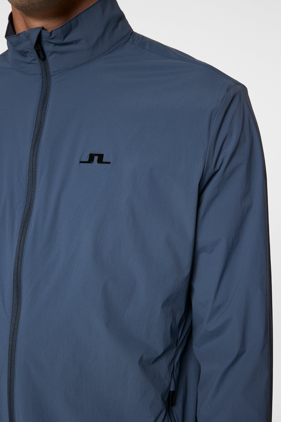 ash light packable jacka