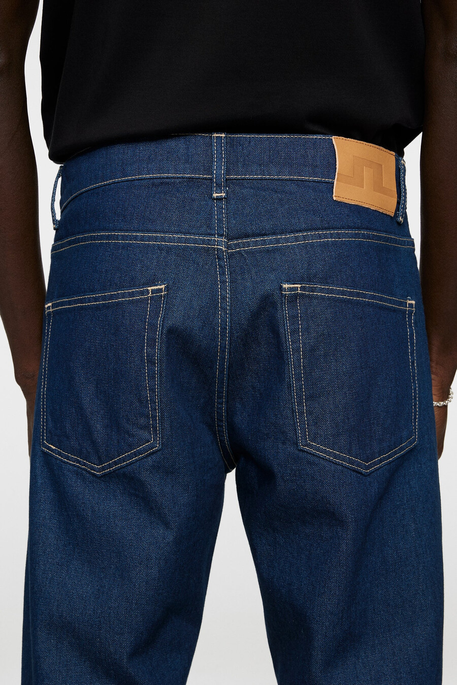 cody broken reg jeans