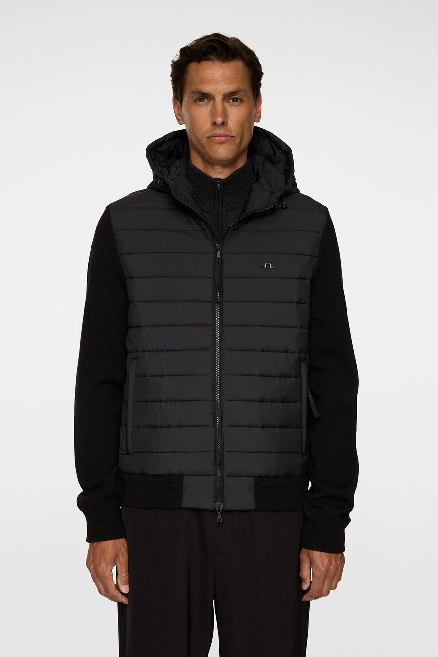 stickad hybridjacka med thorn hood