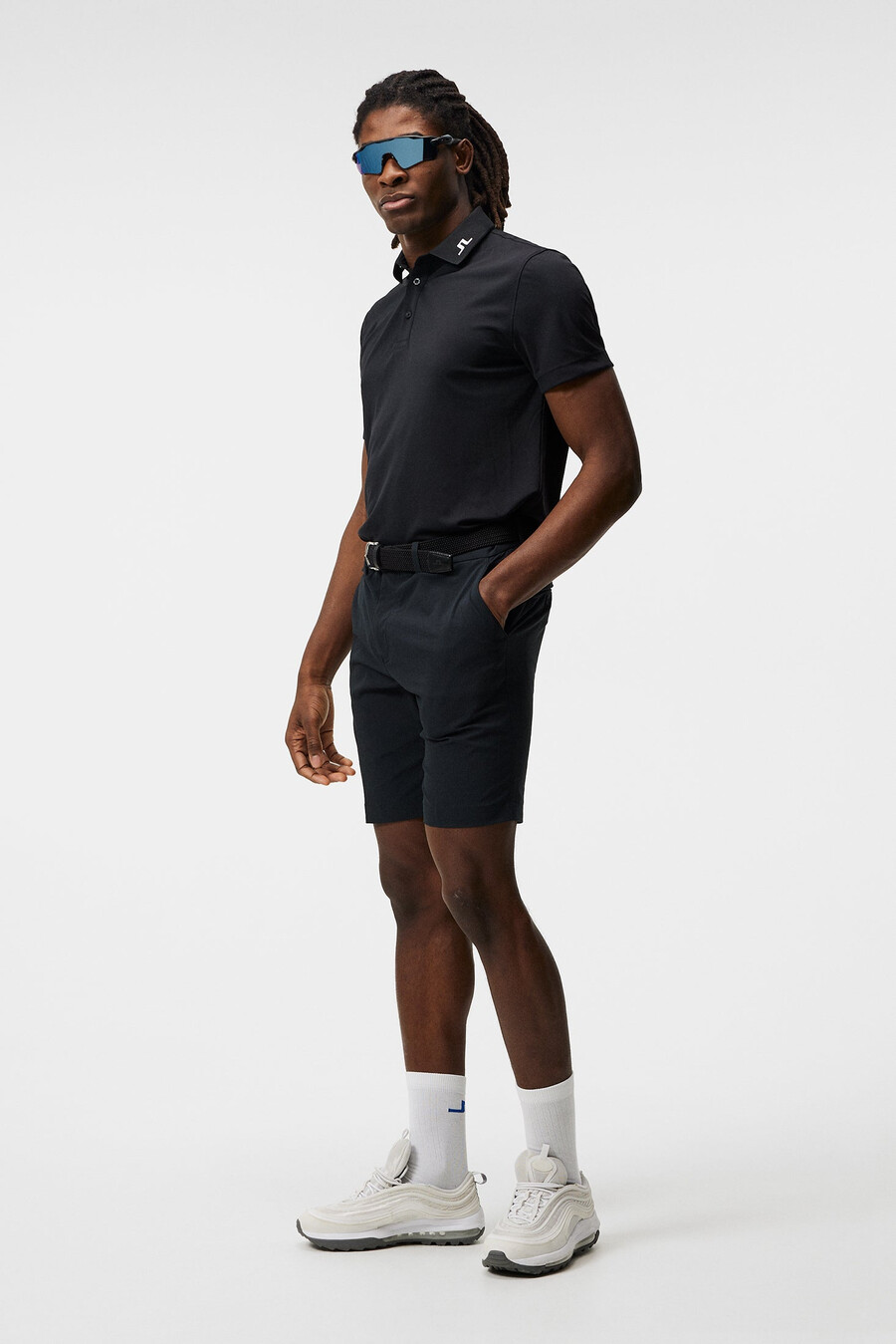 ventilerande tighta golfshorts