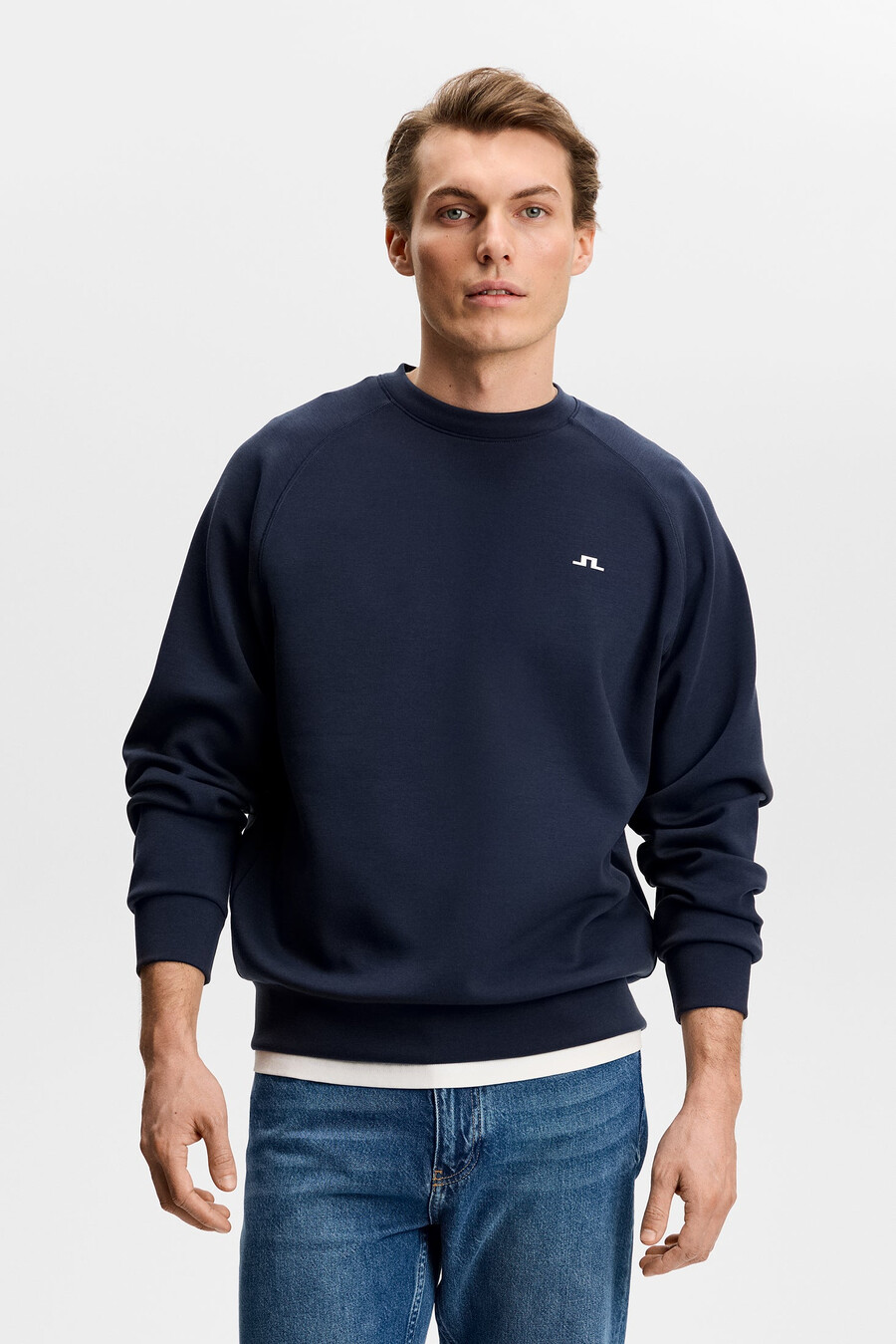 finn rund halsringning