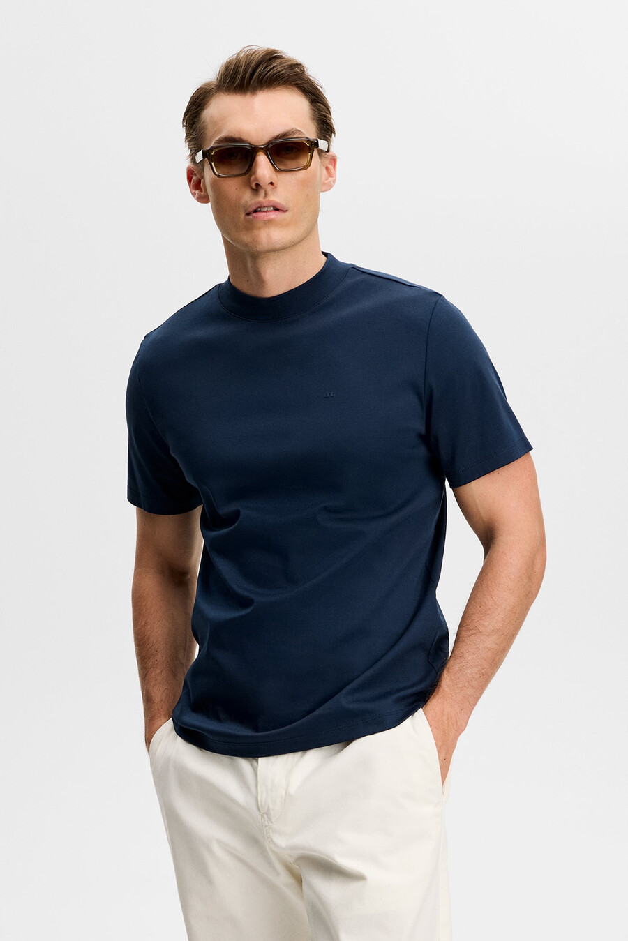 ace t-shirt med hög halsringning