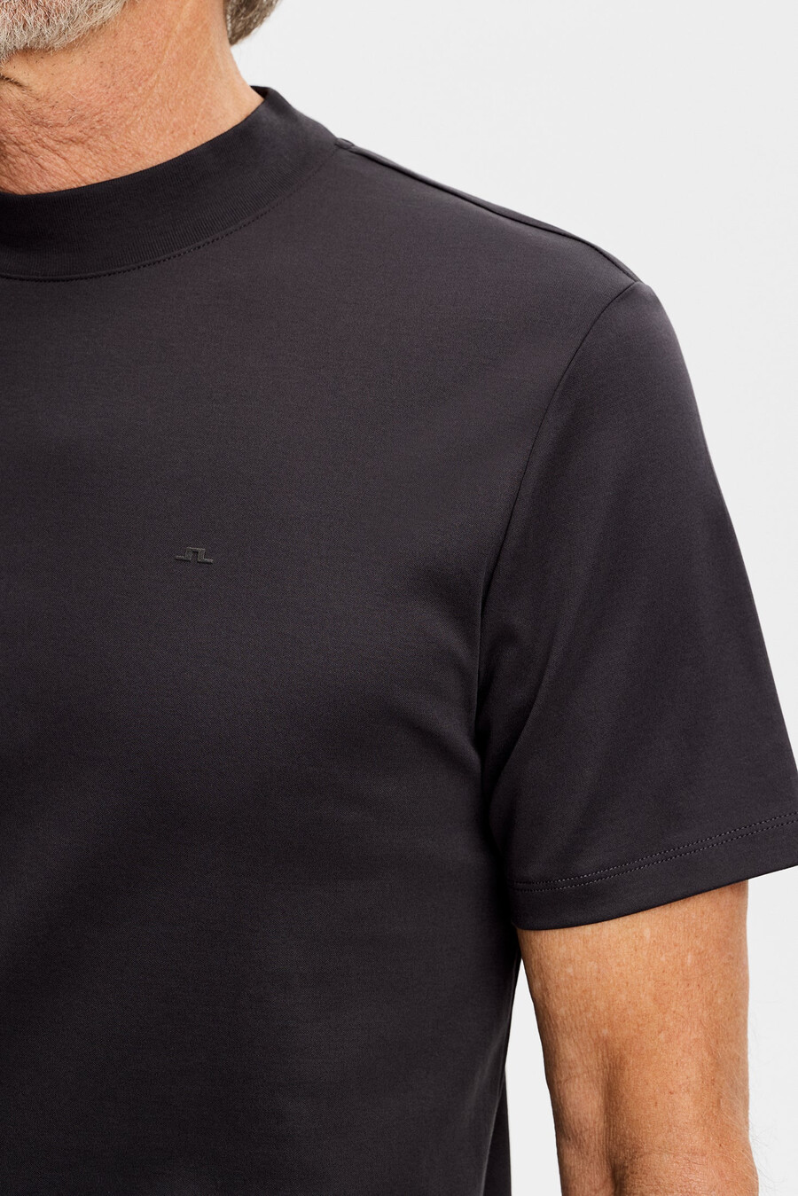 ace t-shirt med hög halsringning